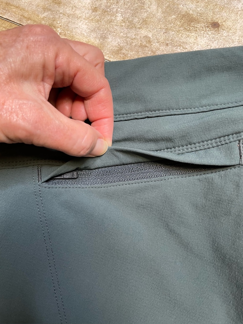 Kuhl Women’s Transcendr Teal Skinny Hiking Pants Ankle Zip Stretch - Picture 8 of 13